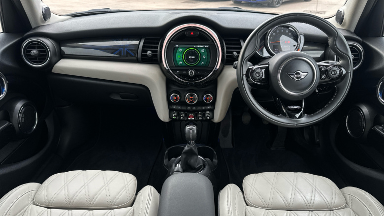 MINI Hatchback 2.0 Cooper S Exclusive 5dr [Comfort/Nav Pack] Petrol Hatchback